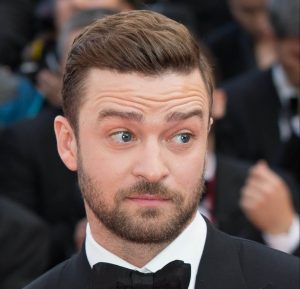 Justin Timberlake im Anzug und Fliege beim 69. Filmfestival von Cannes, 2016